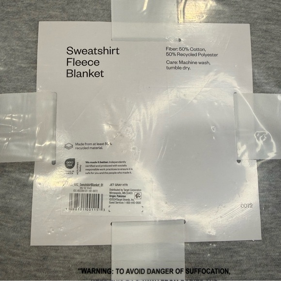 Room Essentials Light Gray Sweatshirt Fleece Blanket - Picture 3 of 3